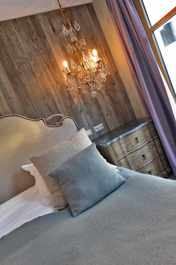 Hotel Maison De Famille Les 5 Freres 3*