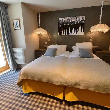 Maison De Famille Les 5 Freres Val-dʼIsère Buitenkant foto