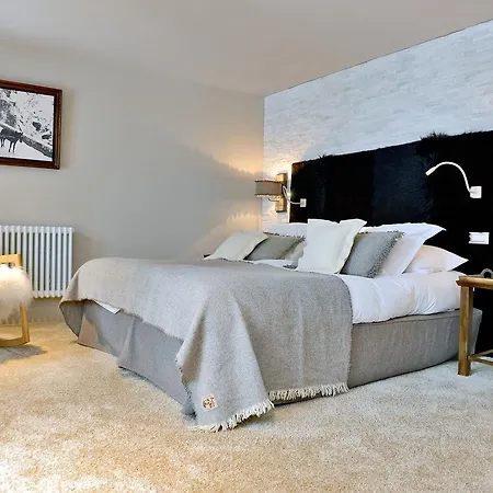 Maison De Famille Les 5 Freres Val-dʼIsère Buitenkant foto